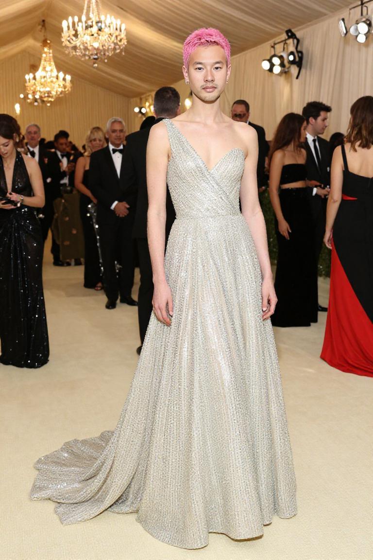 Photify AI prompt preview for Glam & Glitter pack - 240 - 2026-02-08T22:52:41.345Z